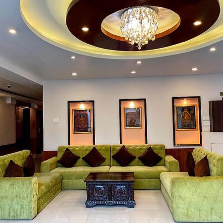 קטמנדו Yatri Suites And Spa מראה חיצוני תמונה