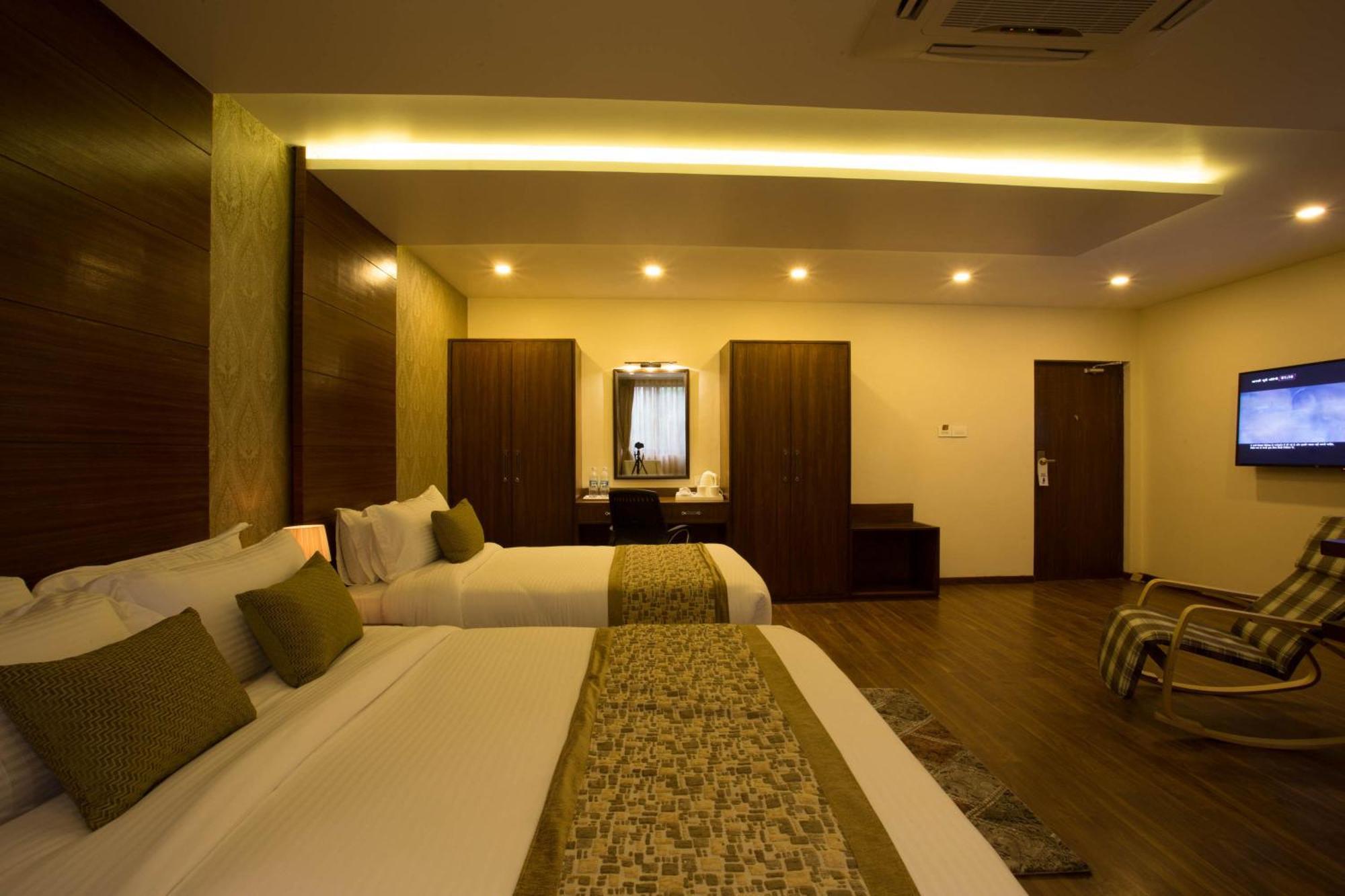 קטמנדו Yatri Suites And Spa חדר תמונה