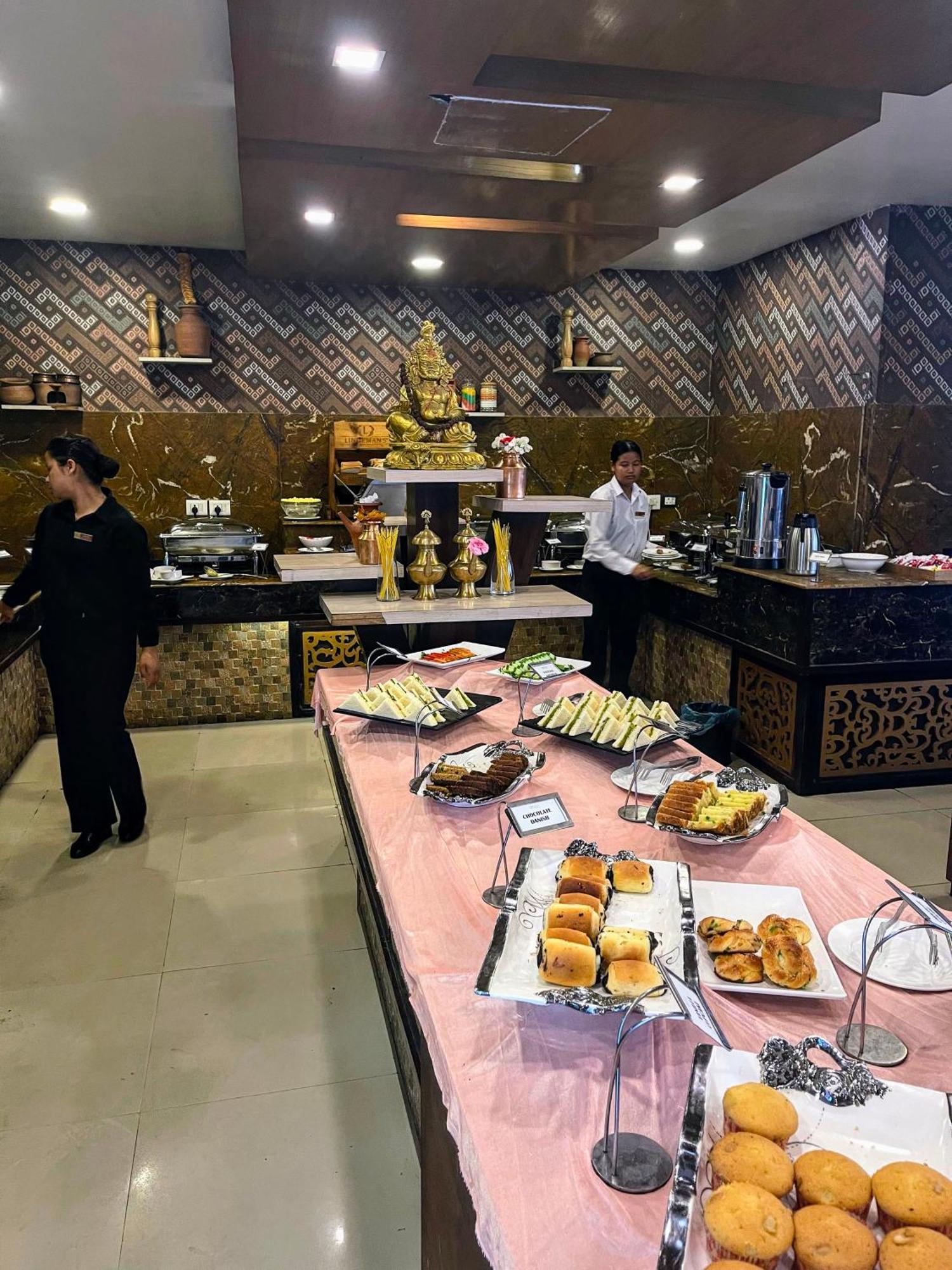 קטמנדו Yatri Suites And Spa מראה חיצוני תמונה