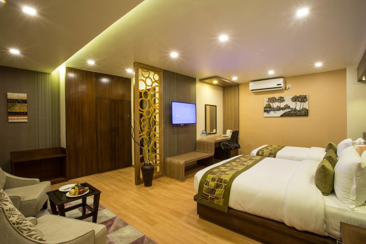 קטמנדו Yatri Suites And Spa מראה חיצוני תמונה